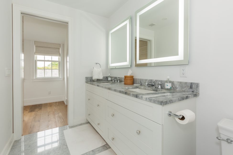                                     33.5 Vesper Lane Nantucket Rental Image 53
                                