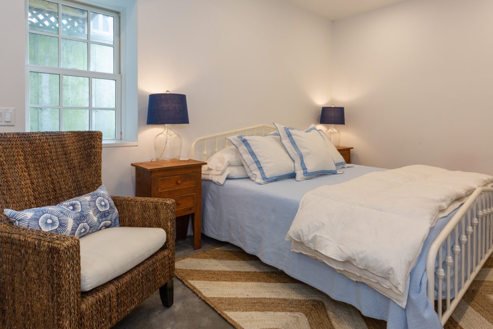                                     33.5 Vesper Lane Nantucket Rental Image 53
                                