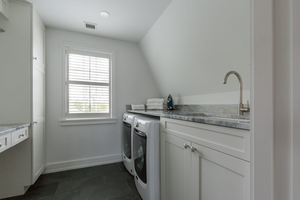                                    33.5 Vesper Lane Nantucket Rental Image 53
                                