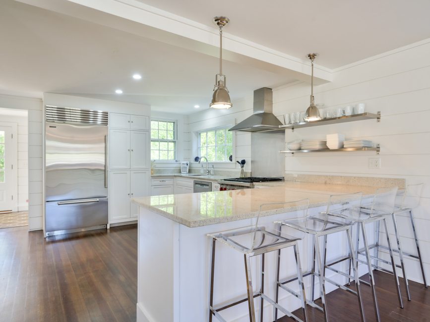                                     74 North Liberty Street  Nantucket Rental Image 32
                                