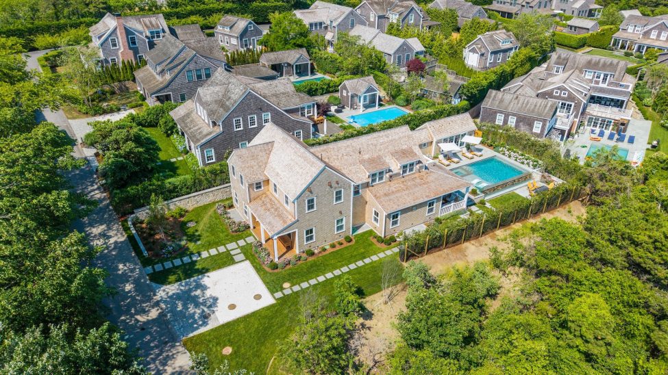                                     8 Red Mill Lane Nantucket Rental Image 39
                                