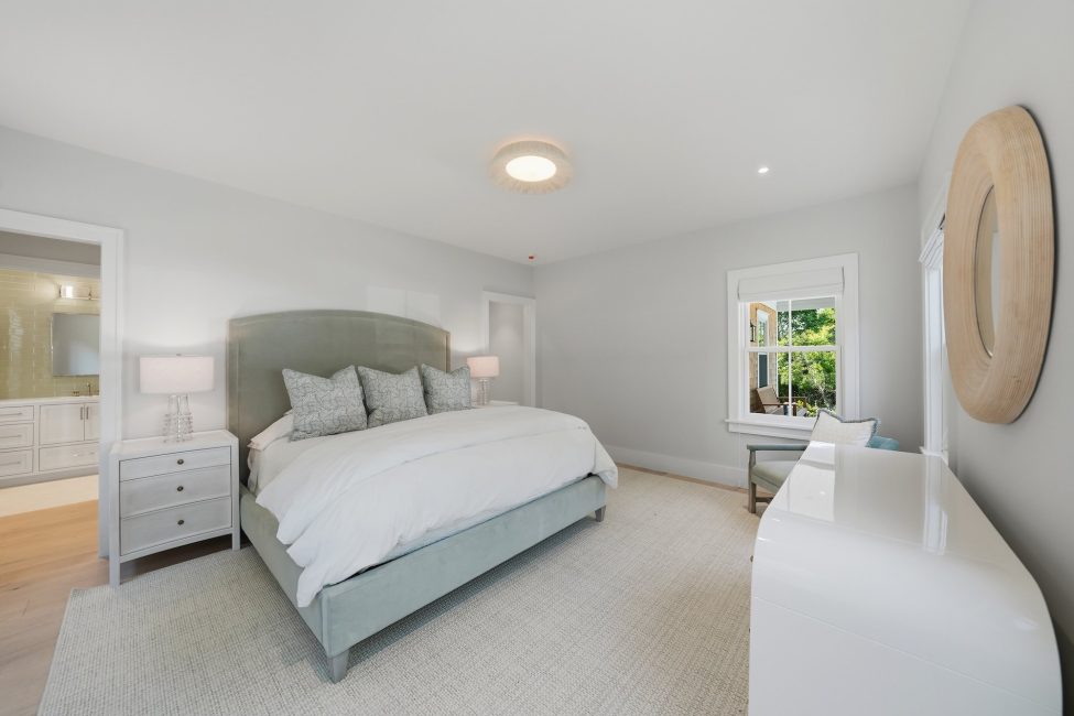                                     8 Red Mill Lane Nantucket Rental Image 39
                                
