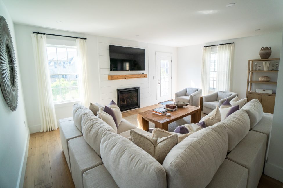                                     19 Honeysuckle Drive Nantucket Rental Image 43
                                