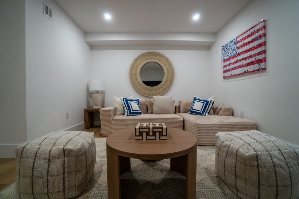                                     19 Honeysuckle Drive Nantucket Rental Image 43
                                