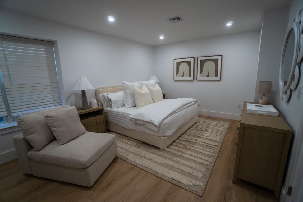                                     19 Honeysuckle Drive Nantucket Rental Image 43
                                