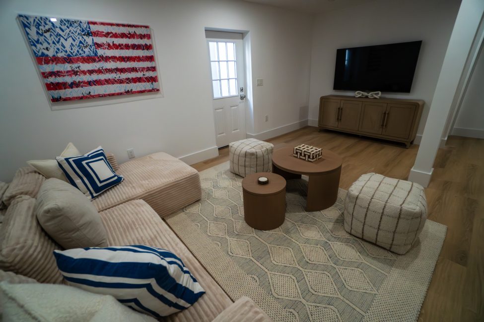                                     19 Honeysuckle Drive Nantucket Rental Image 43
                                