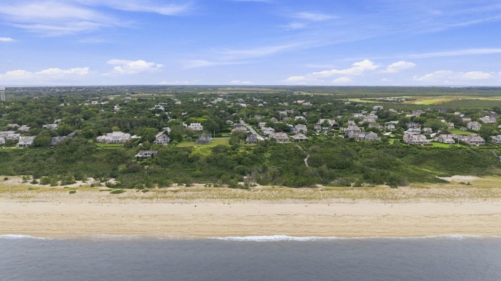                                     13 Baxter Road Nantucket Rental Image 36
                                