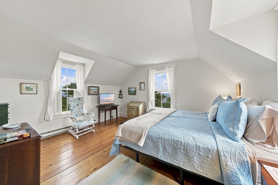                                     13 Baxter Road Nantucket Rental Image 36
                                