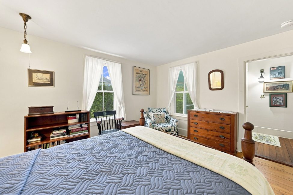                                     13 Baxter Road Nantucket Rental Image 36
                                