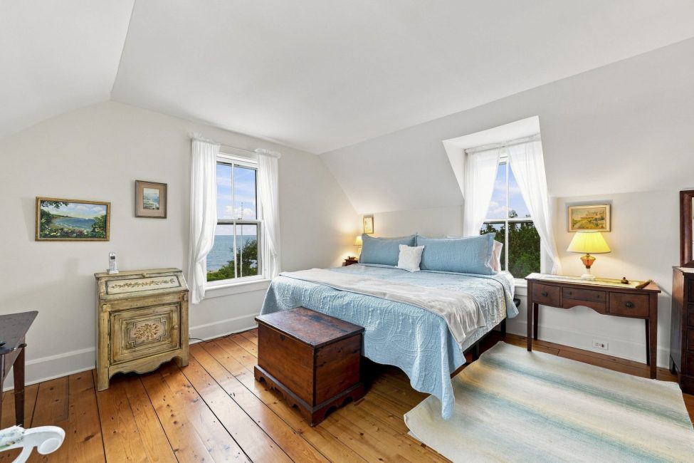                                     13 Baxter Road Nantucket Rental Image 36
                                