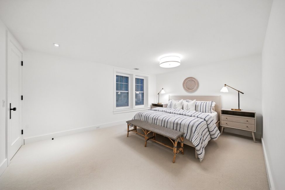                                     14 Cannonbury Lane Nantucket Rental Image 43
                                