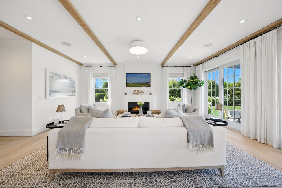                                     14 Cannonbury Lane Nantucket Rental Image 43
                                