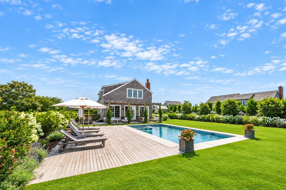                                     14 Cannonbury Lane Nantucket Rental Image 43
                                