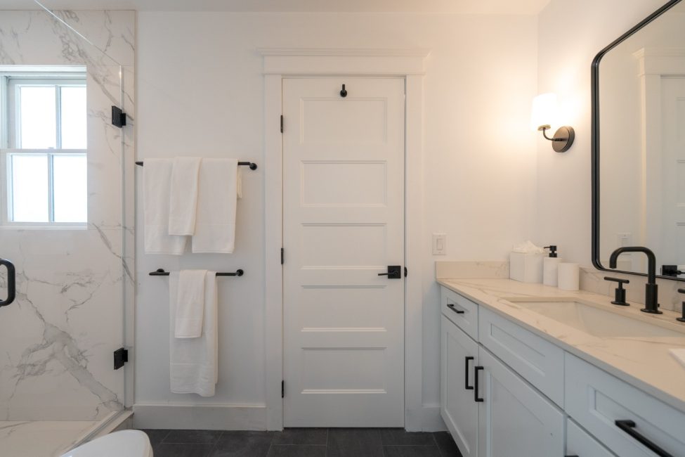                                     2 Hedgebury Lane | Cottage Nantucket Rental Image 11
                                
