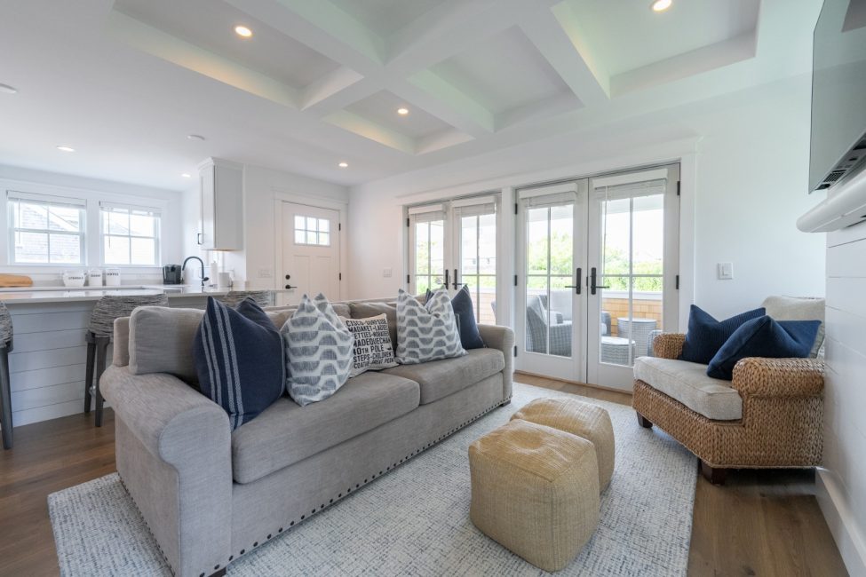                                     2 Hedgebury Lane | Cottage Nantucket Rental Image 11
                                