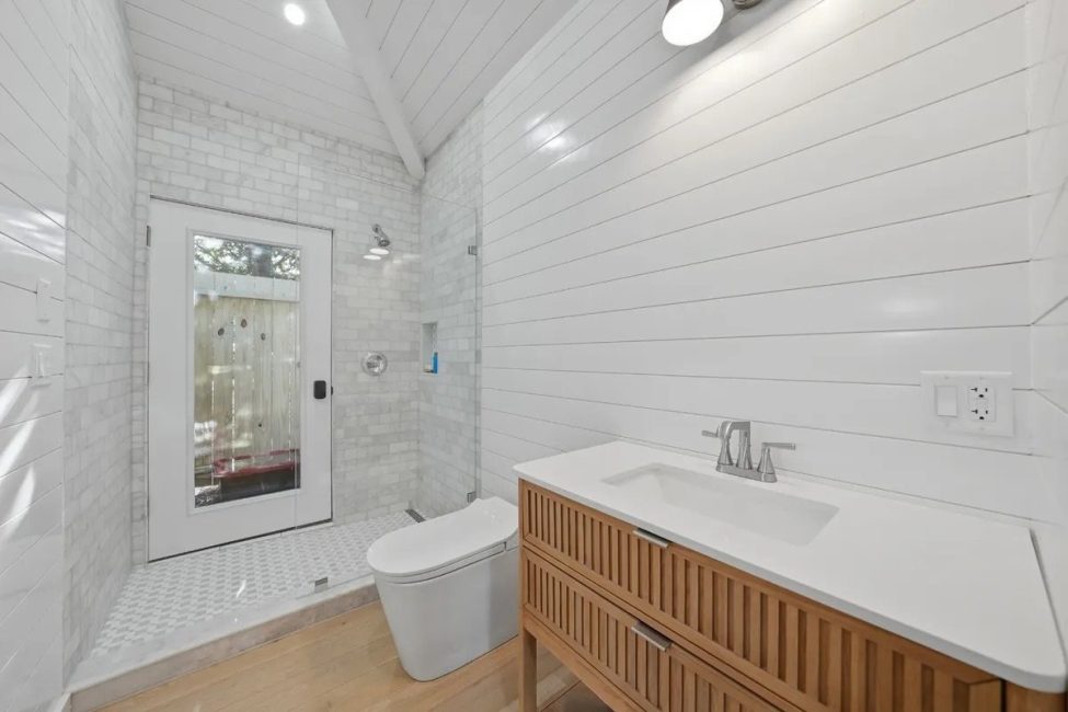                                     1 South Mill Street Nantucket Rental Image 12
                                