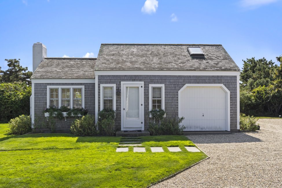                                     6 Walbang Avenue Nantucket Rental Image 48
                                