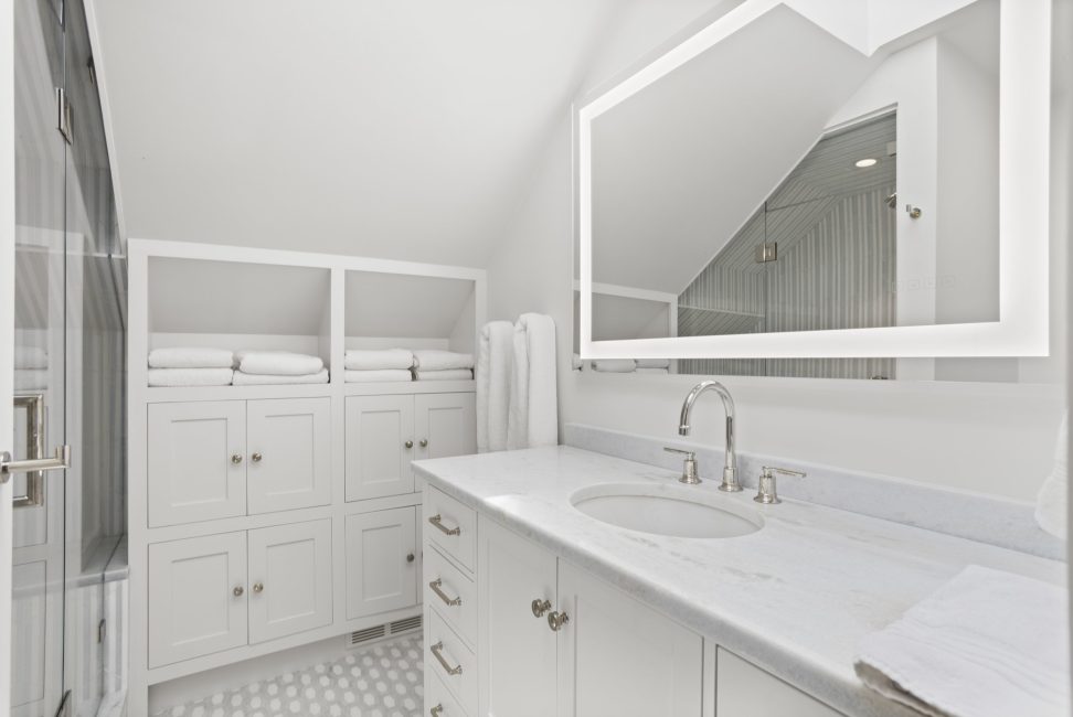                                     6 Walbang Avenue Nantucket Rental Image 48
                                