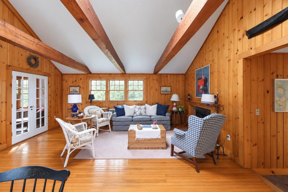                                     150 Cliff Road Nantucket Rental Image 40
                                