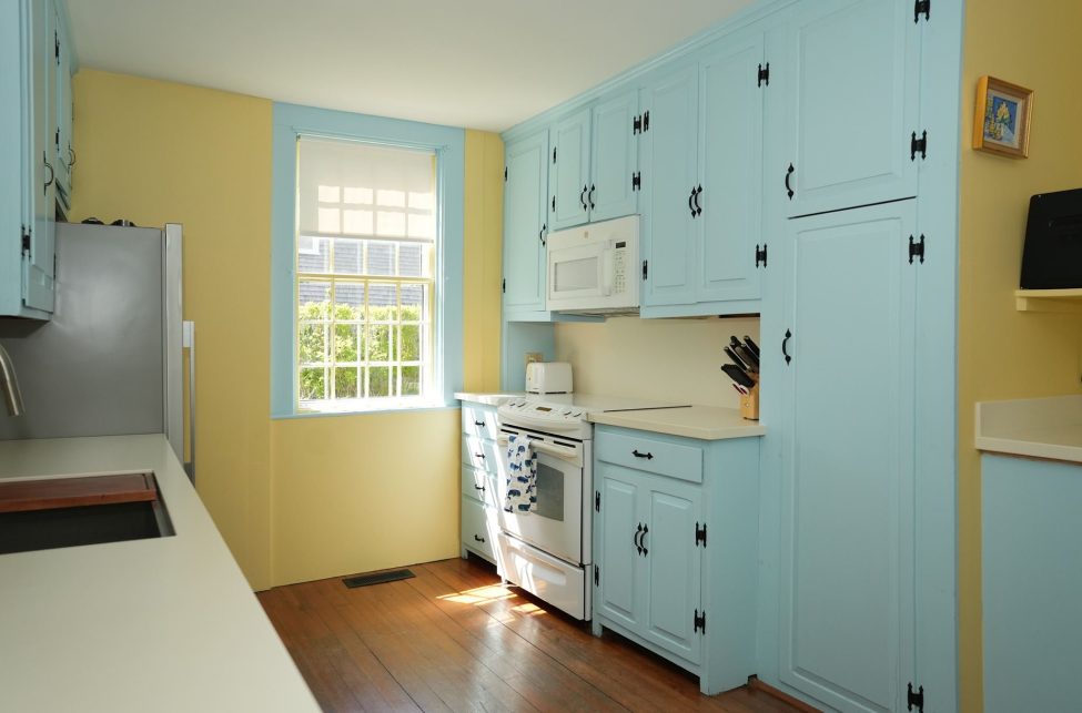                                     8 West Chester Street Nantucket Rental Image 68
                                