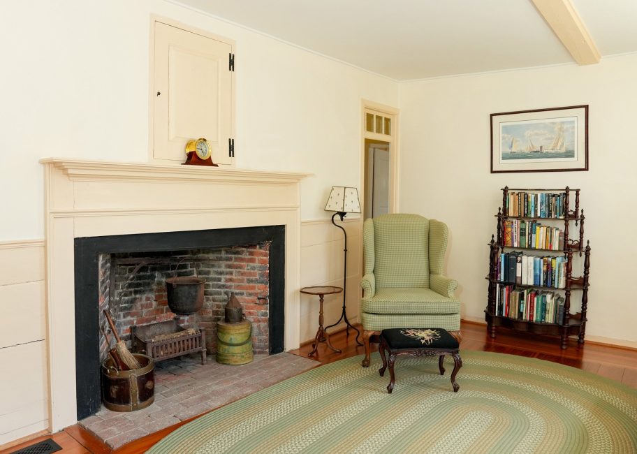                                     8 West Chester Street Nantucket Rental Image 68
                                