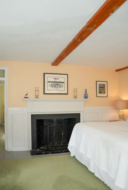                                     8 West Chester Street Nantucket Rental Image 68
                                
