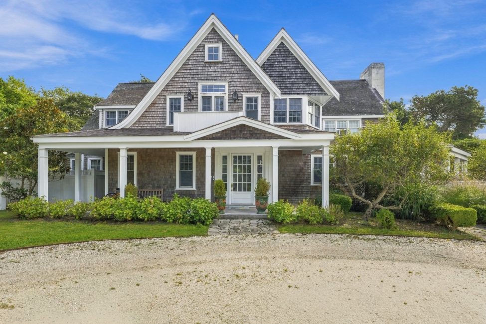                                     9 Brewster Road Nantucket Rental Image 42
                                